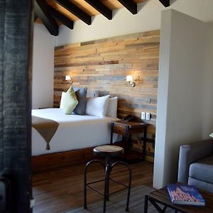Suite con Cama Queen